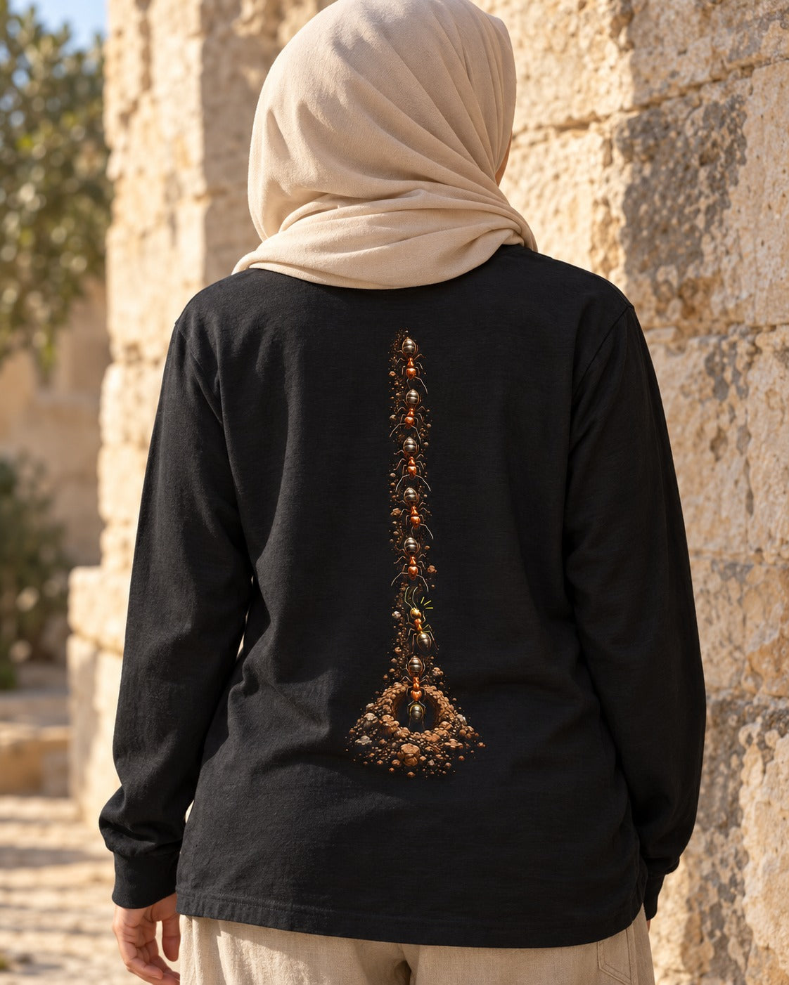 The Ant Who Warned 27:18 Ayat Tee Long Sleeve Black worn hero